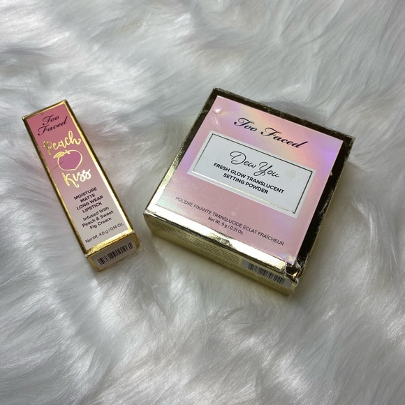 Too Faced Lipstick and Setting Powder set - Picture 2 of 7
